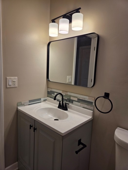 Vanity with matte black fixtures